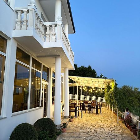 Vila Horizont Baks-Rrjoll Exteriör bild